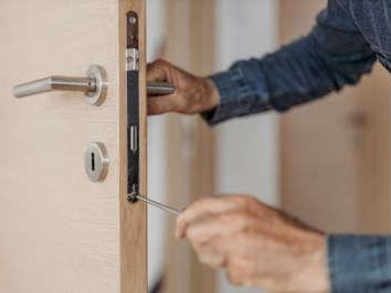 Moftah Alakdar Locks Repairing