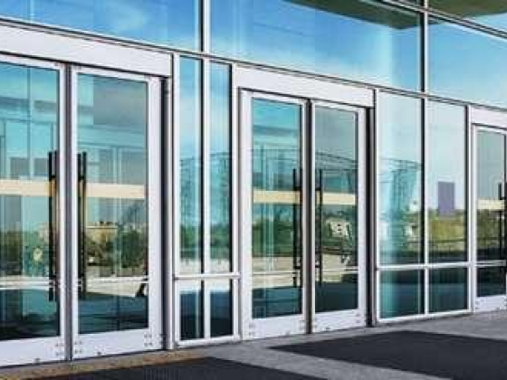 Le Maar Glass & Technical Services