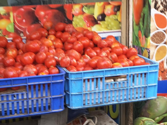 Nadia Ahli Foodstuff Vegetables & Fruits Trading