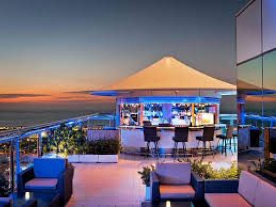Level 43 Sky Lounge